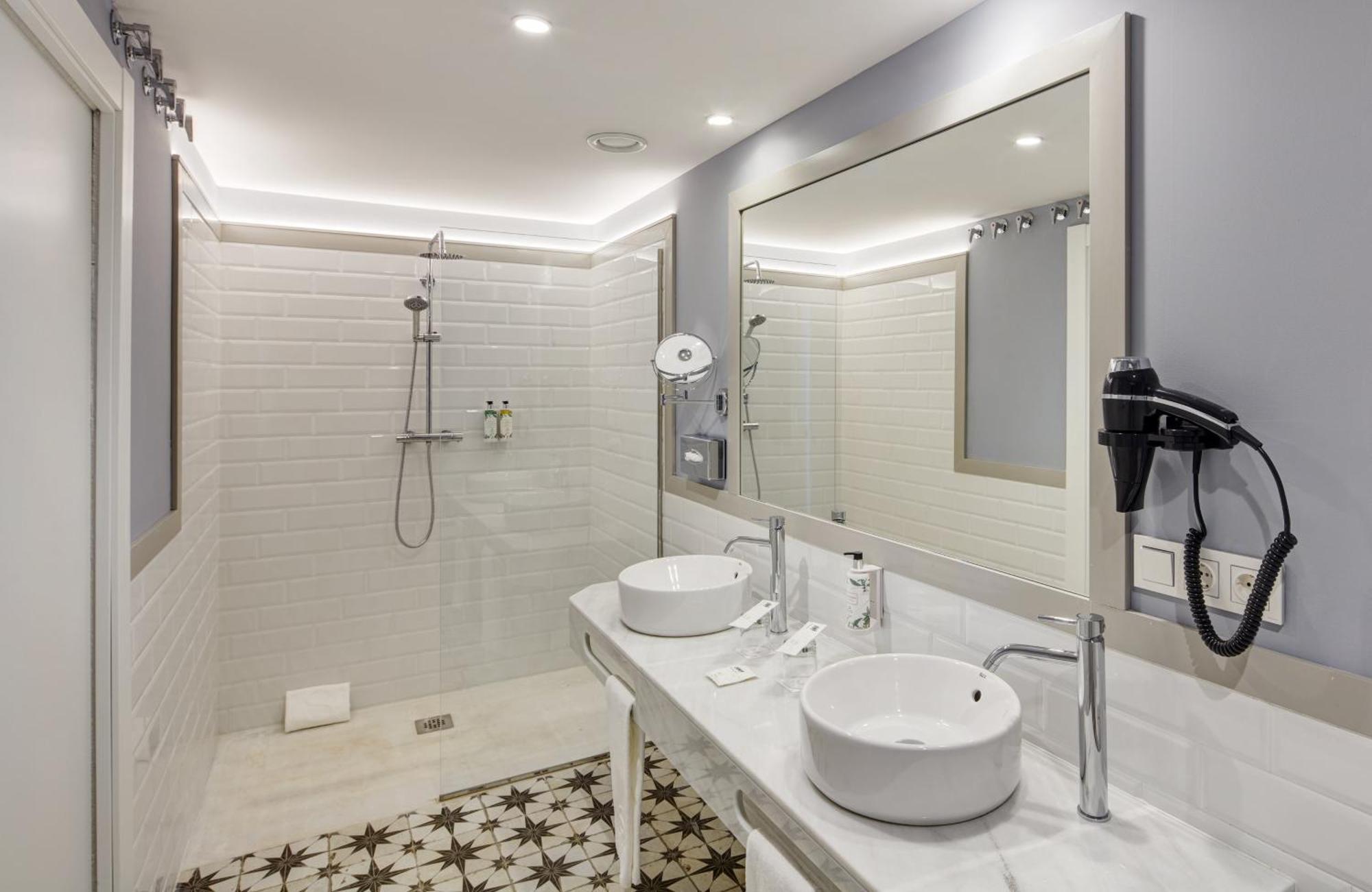 Sercotel Granada Suites 外观 照片