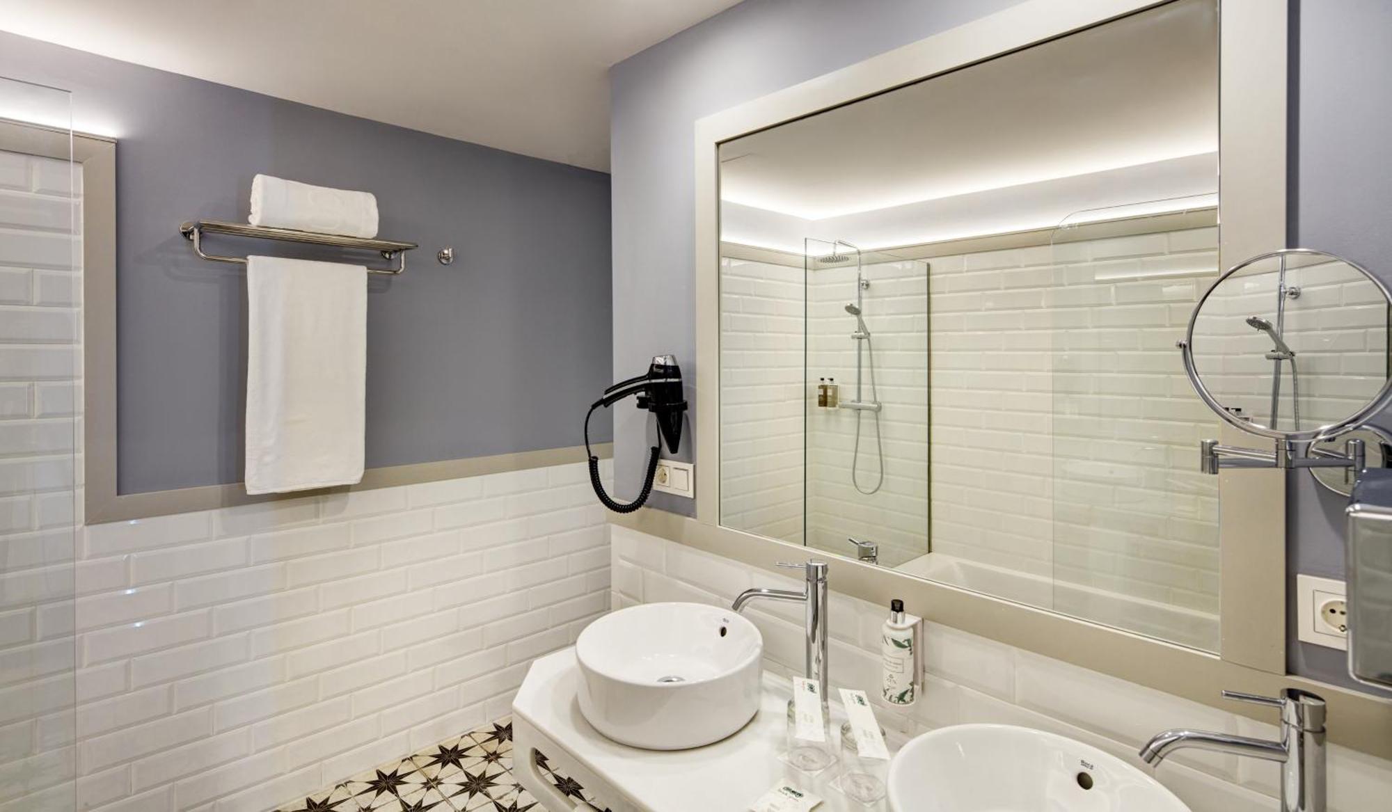 Sercotel Granada Suites 外观 照片